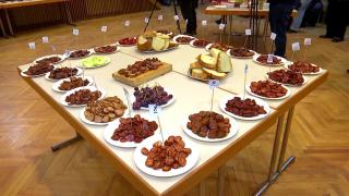 De 15 ani, titul de "cei mai buni cârnați de casă" e râvnit de cei mai iscusiţi măcelari. Ce preparat a câștigat în acest an