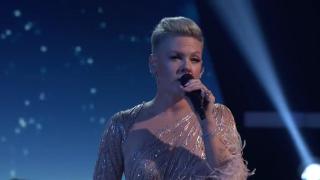 Pink revine în forţă cu un nou album. Se numeşte ''Trustfall'' şi vorbeşte despre viaţa sa ca o adevărată aventură