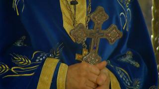 Cum au ajuns cei doi frați să fie exploatați sexual de călugărul de la Mănăstirea Frăsinei. Copiii erau filmați în timpul abuzurilor