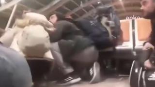 O femeie însărcinată a leșinat de teamă în timpul ultimului cutremur din Turcia. Pământul s-a zguduit până în Egipt