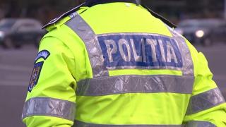 Polițist din Argeș, reținut într-un dosar de proxenetism. Metoda prin care agentul ar fi păcălit mai multe fete să se prostitueze