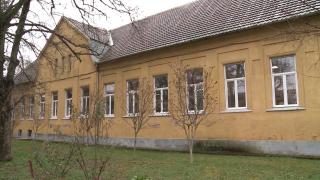 Cum a ajuns Timișoara să aibă un liceu de prestigiu cu risc seismic: "Avem o singură expertiză probabil făcută pe bune"