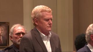 Celebrul avocat Alex Murdaugh a primit două condamnări la închisoare pe viaţă după ce şi-a ucis fiul şi soţia. Bărbatul a încercat să-şi însceneze moartea