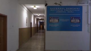 Senatorii și deputații de Gorj, evacuați din cabinetele parlamentare din sediul Prefecturii. Clădirea, grav afectată de cutremurele din ultima perioadă