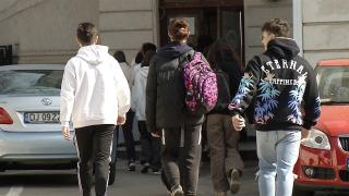 Legile Educaţiei. Examenul de admitere la liceu împarte învăţământul românesc în două tabere. Ce-şi doresc elevii