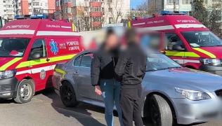 "Am văzut cum i-a luat. Direct". O șoferiță grăbită a făcut prăpăd cu BMW-ul, pe o trecere de pietoni din Iași. Oamenii au fost aruncaţi câţiva metri, pe caldarâm