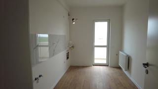 Ce a păţit un român care a dărâmat un perete din apartament, pentru că l-a considerat "nestructural"