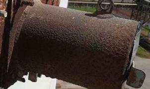 Cilindru metalic radioactiv, care conţine o substanţă potențial letală, de negăsit. A dispărut de la o centrală electrică pe cărbune din Thailanda