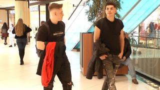 Vouchere cadou de Ziua Bărbatului. Câţi bani ar putea primi "domnii" de ziua lor, pe 19 noiembrie