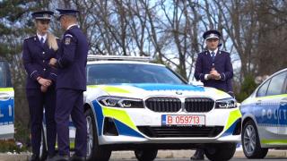 BMW-urile cumpărate de Poliția Română, expuse în Parcul Herăstrău. Ofițerii au adus şase dintre cei mai noi bolizi ai agenţilor de la Rutieră