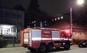 Momente de panică în Suceava. Camera unui student a fost cuprinsă de flăcări, de la un încărcător de telefon