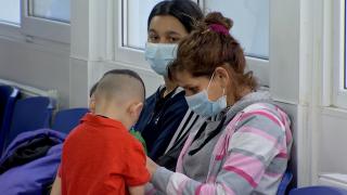 Focar de scarlatină la o şcoală din Galaţi. Mai mulți copii au început să se simtă rău la cursuri