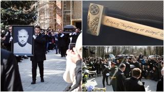 Sute de ruşi la funeraliile bloggerului militar asasinat. Mercenarii Wagner i-au depus pe sicriu un topor. Prigojin: "Vocea lui va continua să răsune"
