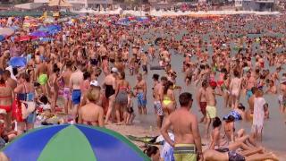 Destinaţia preferată a tinerilor de 1 Mai "arată ca un ghetou comercial"