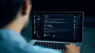 Cine a scurs secretele SUA pe Discord. Se lăuda că ştie informaţii pe care guvernul le ascunde oamenilor