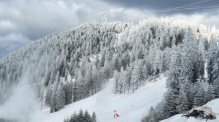 Risc însemnat de avalanșe. În mai multe masive muntoase, probabilitatea de declanşare a ajuns la patru din cinci