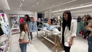 Tradiţia pe care Alida o respectă mereu: haine noi de Paşte. Bugetul "rezonabil" alocat în acest an pentru ea şi cele două fiice