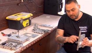 Cum deschizi uşa dacă ţi-ai pierdut cheia. De ce pompierii şi echipele de descarcerare nu sunt o soluţie