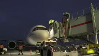 "Este ceva foarte rar". Container plin cu aur, "evaporat" dintr-un depozit al aeroportului din Toronto. Ar putea fi unul dintre cele mai mari jafuri din istoria Canadei