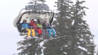 Sezonul de schi e aproape de final. Când expiră cartelele pentru transport pe cablu