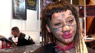 Italianca devenită celebră pentru transformarea sa uluitoare. Aydin e recunoscută drept "Barbie modificată": Nu am vrut să şochez cu aspectul meu