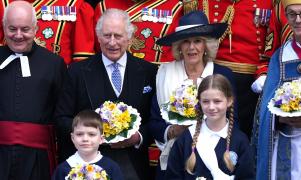 Fiul reginei Camilla şi fiul regelui Charles sunt la cuţite, cu două săptămâni înainte de încoronare