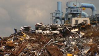 S-a lansat programul Rabla Local pentru deţinătorii de maşini mai vechi de 15 ani. Câţi bani vor primi proprietarii şi ce criterii trebuie îndeplinite