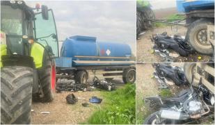 Accident grav pe un drum din Prahova. Doi tineri de 18 ani, la spital după s-au izbit violent cu motocicletele într-un tractor