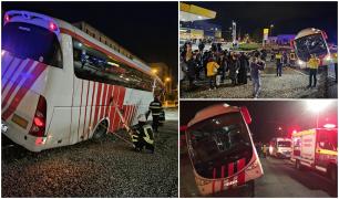 Filmul accidentului în care un autocar cu 54 de pelerini a derapat şi a ajuns în şanţ, la intrare în Alba Iulia. "O zdrucinătură, ne-am panicat!'' 