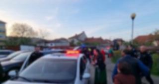 Scandal uriaș pe o stradă din Satu Mare, după "răpirea" unei fetițe de 6 ani. Femeia care luase micuța la o îngheţată, aproape să fie linșată de părinți