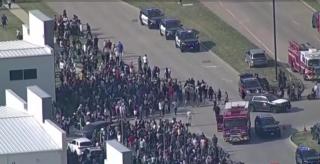 Măcel într-un mall din Texas. 8 persoane au murit în urma unui atac armat. Atacatorul a fost ucis