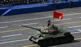 Parada de la Moscova a avut un singur tanc vechi de 80 de ani iar show-ul aviatic a fost anulat fără nicio explicație. "Ce ruşine pentru Putin"
