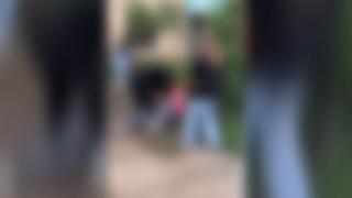 "În şocul în care eram, da, i-am dat o palmă". Reacţia mamei care s-a implicat într-o bătaie între trei fete, într-un liceu din Tecuci