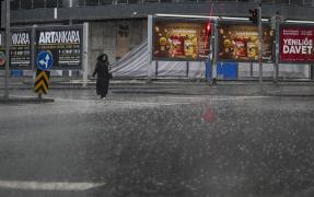 Capitala Turciei, lovită de inundații. Metroul și străizile din Ankara, blocate de apa care s-a revărsat