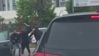 Cum a fost prins individul care şi-a atacat verişorul cu o macetă, pe o stradă din Galaţi. Agresorul s-a ascuns în mai multe judeţe