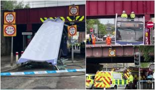Autobuz plin cu pasageri, strivit în Glasgow. Plafonul a zburat după ce vehiculul supraetajat s-a izbit de un pod feroviar