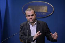 Darius Vâlcov s-a predat în Italia. Fostul ministru de Finanţe este condamnat la 6 ani de închisoare în "dosarul tablourilor"