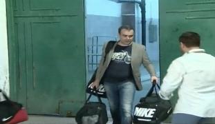 Tablouri ascunse în pereți și șpăgi negociate în cimitir. Darius Vâlcov s-a predat în Italia și ar urma să fie extrădat, în perioada următoare