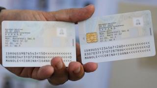 Când vor primi românii noile buletine cu cip. Realizarea lor, îngreunată de contestaţii