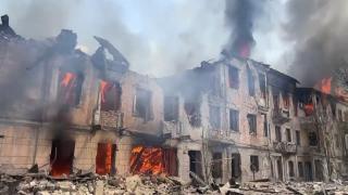 Rușii și ucrainenii se atacă reciproc cu rachete. Americanii cer Kievului să nu folosească armele primite de la ei pentru a ataca Moscova