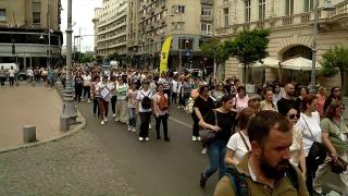 Val de proteste în România: După profesori, angajații CFR ies azi în stradă să își ceară drepturile. Și cei din sistemul sanitar amenință cu greva