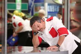 Chefi la cuțite, diseară la Antena 1: Chef Scărlătescu lovește cu o amuletă năucitoare! Chef Bontea: "Cea mai urâtă amuletă! Nu poți găti nimic"