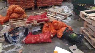 Nereguli grave în mai multe depozite de fructe şi legume din Ilfov şi Dâmboviţa. Amenzi de peste 121.000 de lei de la ANSVSA