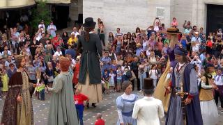 "Uriaşii din Catalonia" au făcut spectacol de 1 Iunie la Timişoara. "Incredibil, impresionant!"