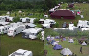 Minivacanţa de Rusalii, cu rulota în munții Buzăului: "Am zis să avem un sejur mai aproape de natură"