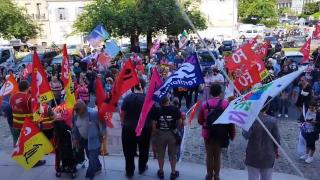 Alertă de călătorie în Franţa. Mai multe zboruri din Paris au fost anulate în urma noilor proteste de amploare împotriva reformei pensiilor