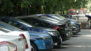 Acces interzis cu maşina lângă Herăstrău, dinspre Şoseaua Nordului. Va începe să curgă cu amenzi