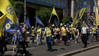 "După 25 de ani de vechime, mi-e şi rusine să zic ce salariu am". Dacă angajaţii din Sănătate intră în grevă, doar urgenţele vor mai fi acoperite în spitale