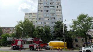 Un militar a pus pe jar toate autorităţile din Timişoara după ce a ameninţat că se aruncă de la etajul 7. La ultima evaluare psihologică a fost declarat apt