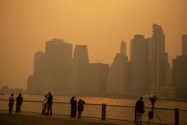 MAE, atenţionare de călătorie pentru românii care vor să meargă în SUA: Poluarea a ajuns la niveluri alarmante în New York